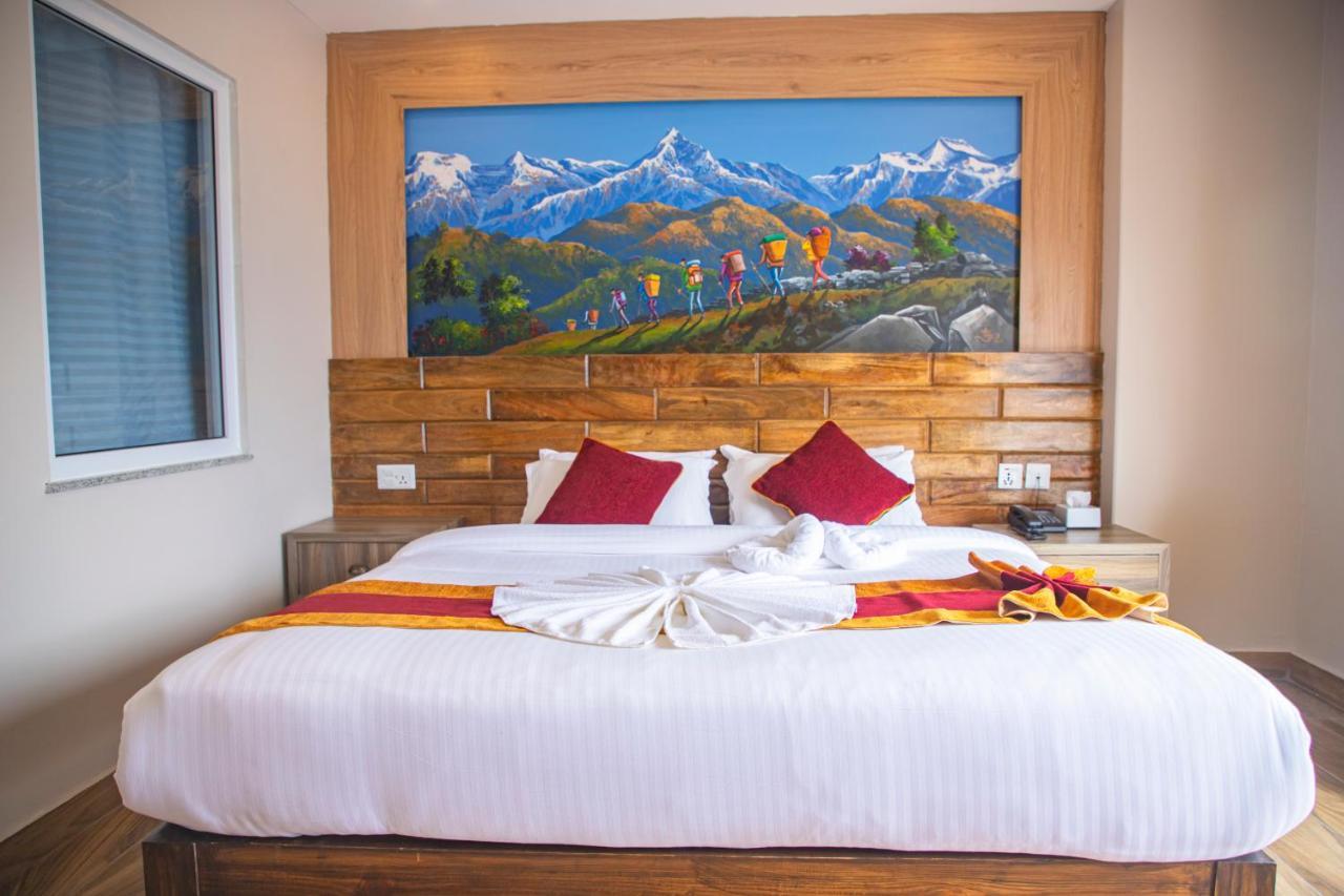 Hotel Pushkar ポカラ エクステリア 写真